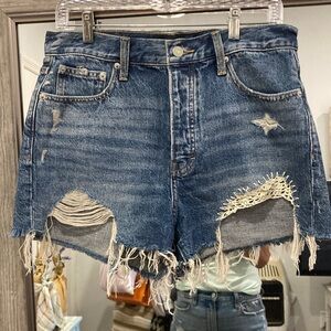 Lucky Brand  High Rise Denim Shorts Distressed Raw Hem Crochet Patch Size 8/29